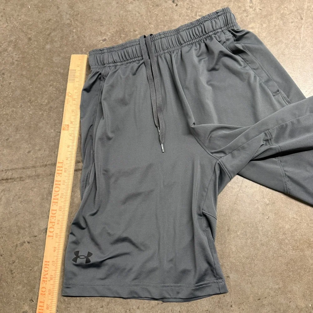 Under Armour‎ Mens Gray Loose Fit Mesh Panel Athletic Basketball Shorts Small